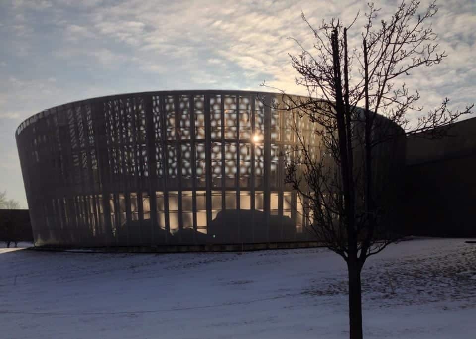 Nissan Studio, generating a unique architectural moire at Dusk.