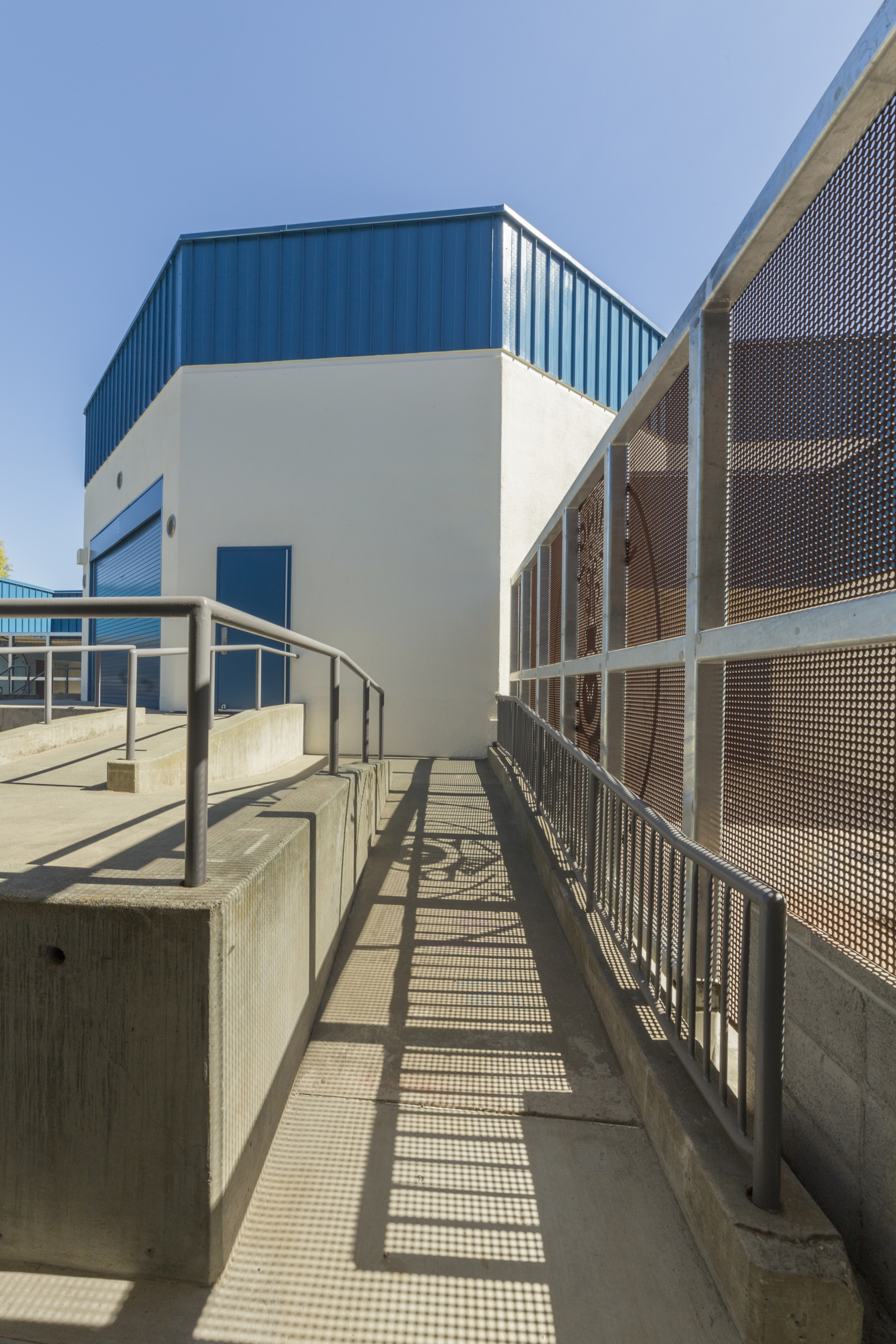 South screenwall at Washington Elementary.