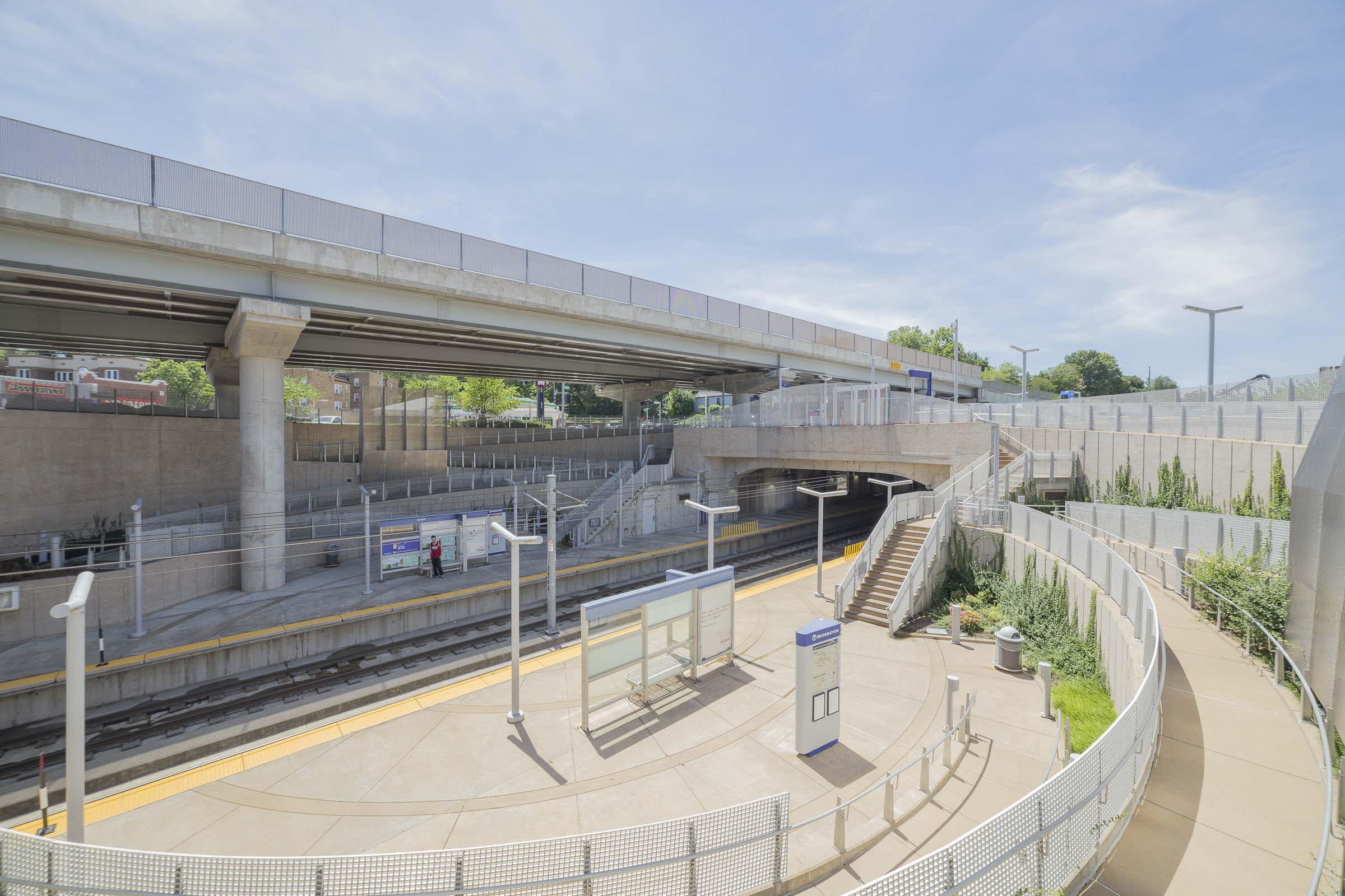 Hoi Polloi public artwork for the St. Louis Metrolink at Forsyth Station.